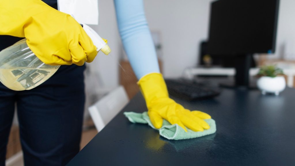 choose weekly cleaning